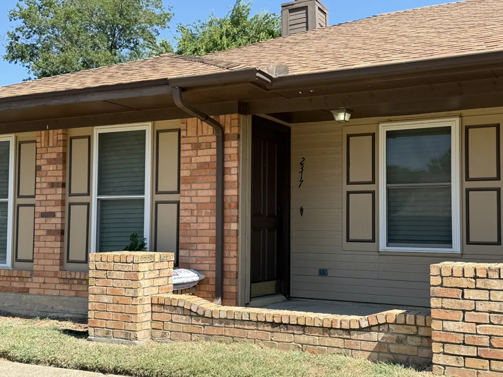 2317 Aquaduct Drive Bedford, TX 76022