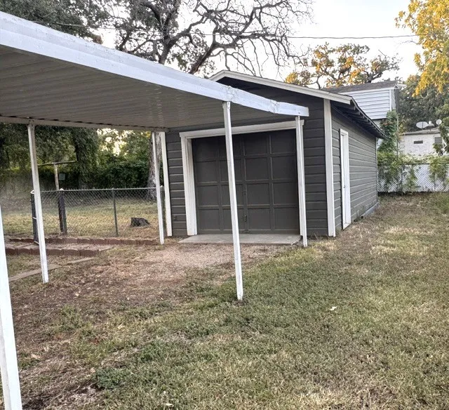 4619 Parrish Road Haltom City, TX 76117