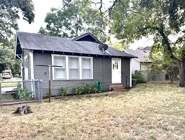 4619 Parrish Road Haltom City, TX 76117