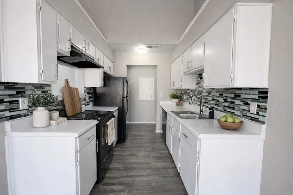 1122 Millview Drive #303 Arlington, TX 76012