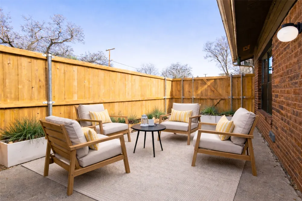 1122 Millview Drive #303 Arlington, TX 76012