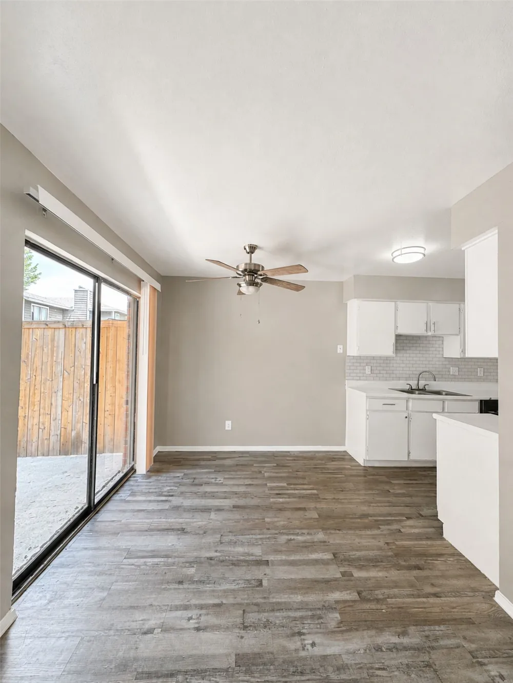 1122 Millview Drive #303 Arlington, TX 76012