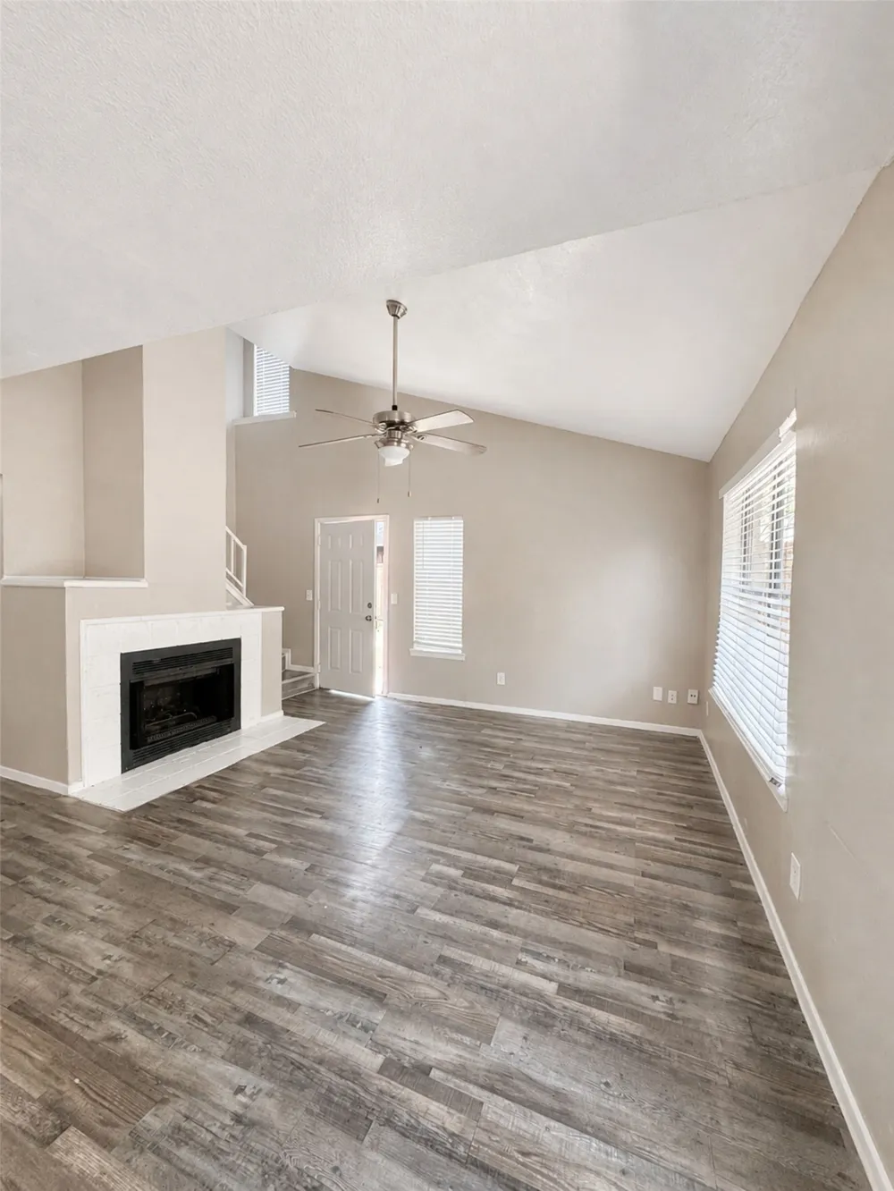 1122 Millview Drive #303 Arlington, TX 76012