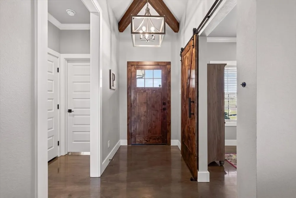 18244 County Road 4001 Mabank, TX 75147