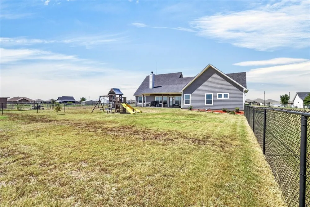 18244 County Road 4001 Mabank, TX 75147