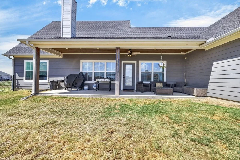 18244 County Road 4001 Mabank, TX 75147