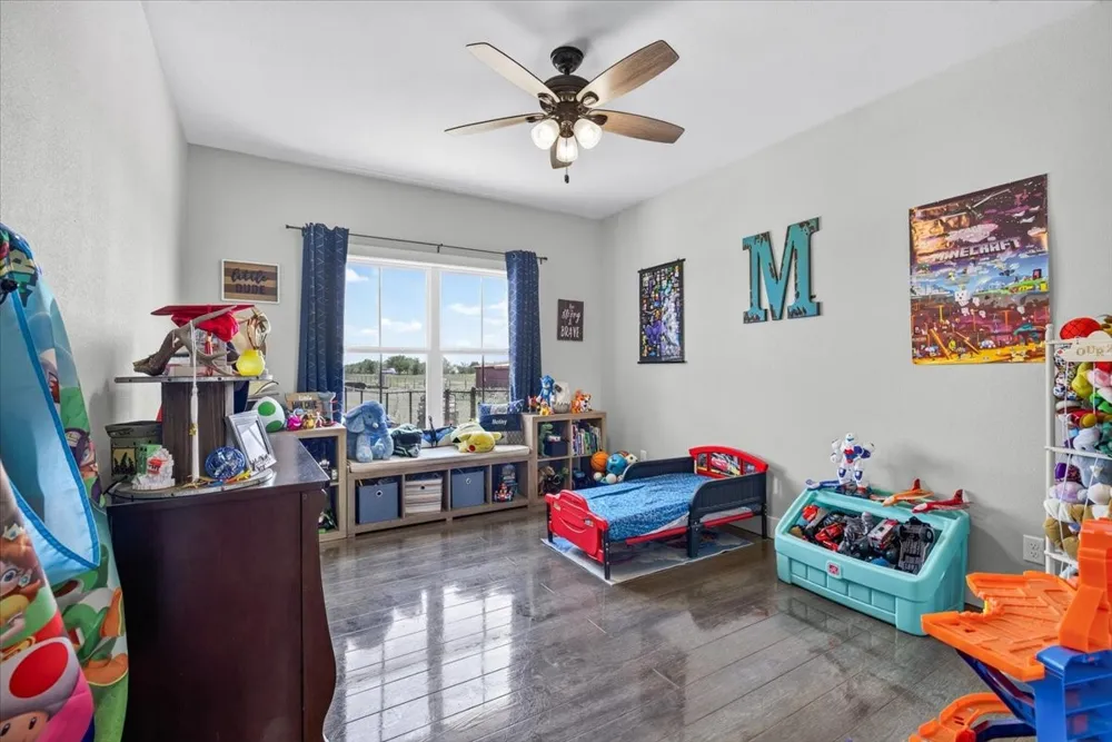18244 County Road 4001 Mabank, TX 75147