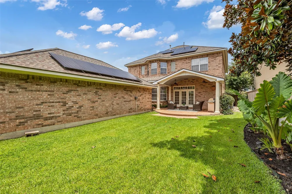5007 Beech Street Bellaire, TX 77401