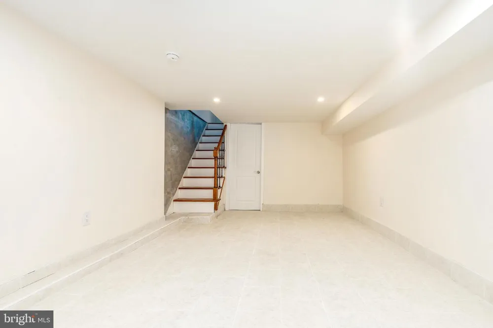2965 JANNEY STREET Philadelphia, PA 19134