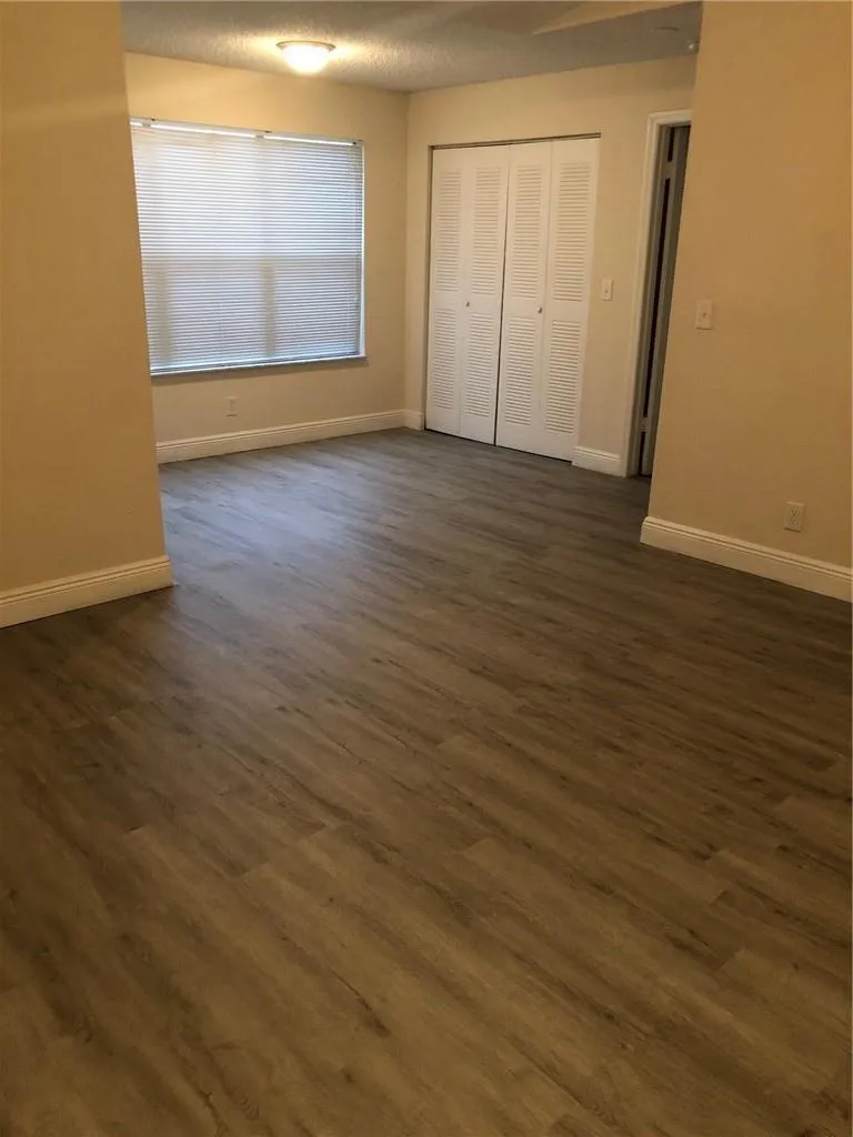 12400 Vista Isles Drive #1421 Sunrise, FL 33325