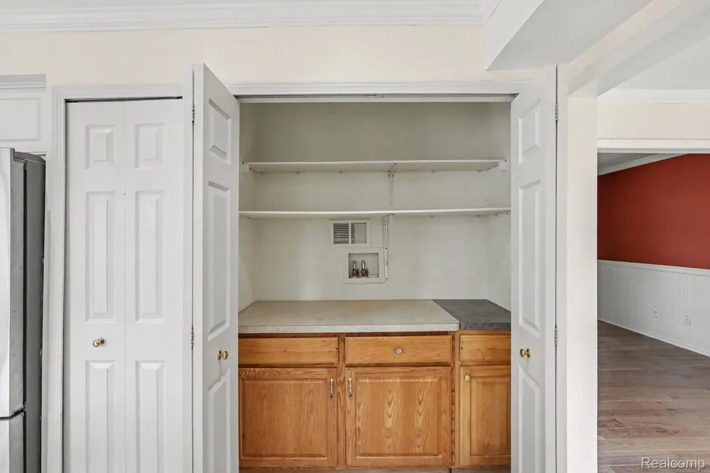 1809 Poppleton Drive West Bloomfield Charter Township, MI 48324