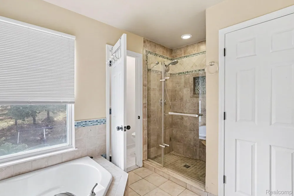 1809 Poppleton Drive West Bloomfield Charter Township, MI 48324