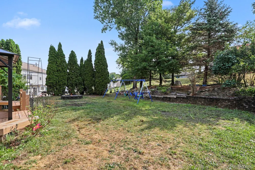1809 Poppleton Drive West Bloomfield Charter Township, MI 48324