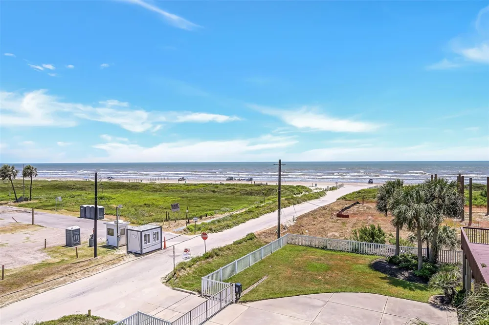 4003 11 Mile Road Galveston, TX 77554