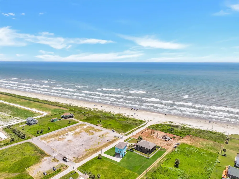 4003 11 Mile Road Galveston, TX 77554