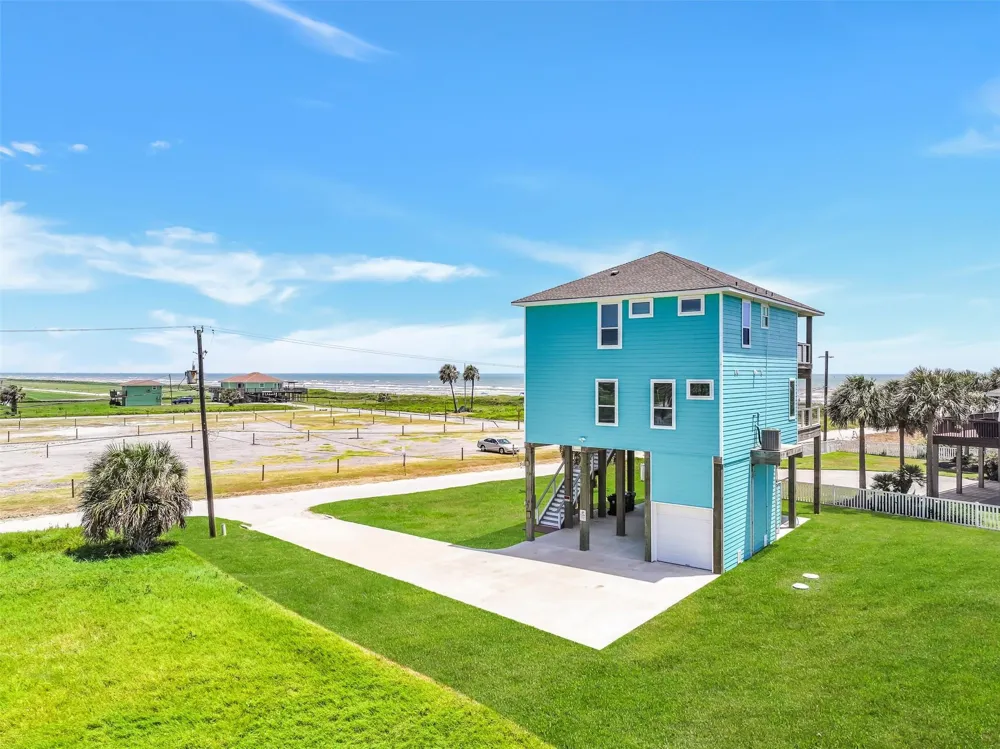 4003 11 Mile Road Galveston, TX 77554