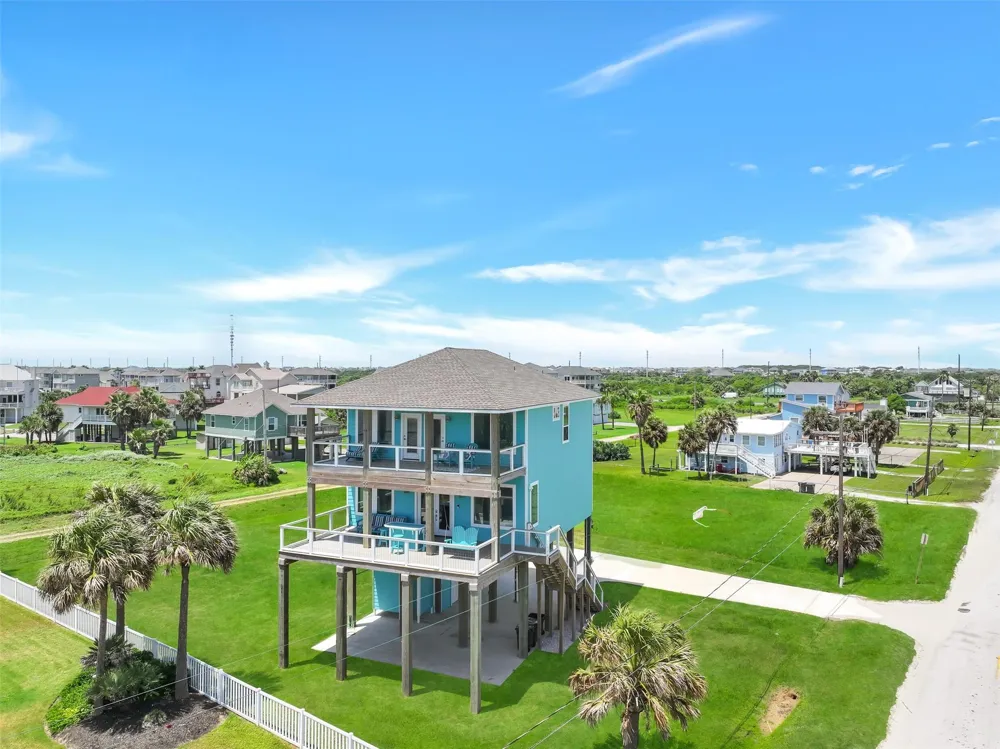 4003 11 Mile Road Galveston, TX 77554