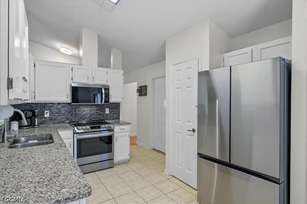Bentley Trace Lane E Jacksonville, FL 32257