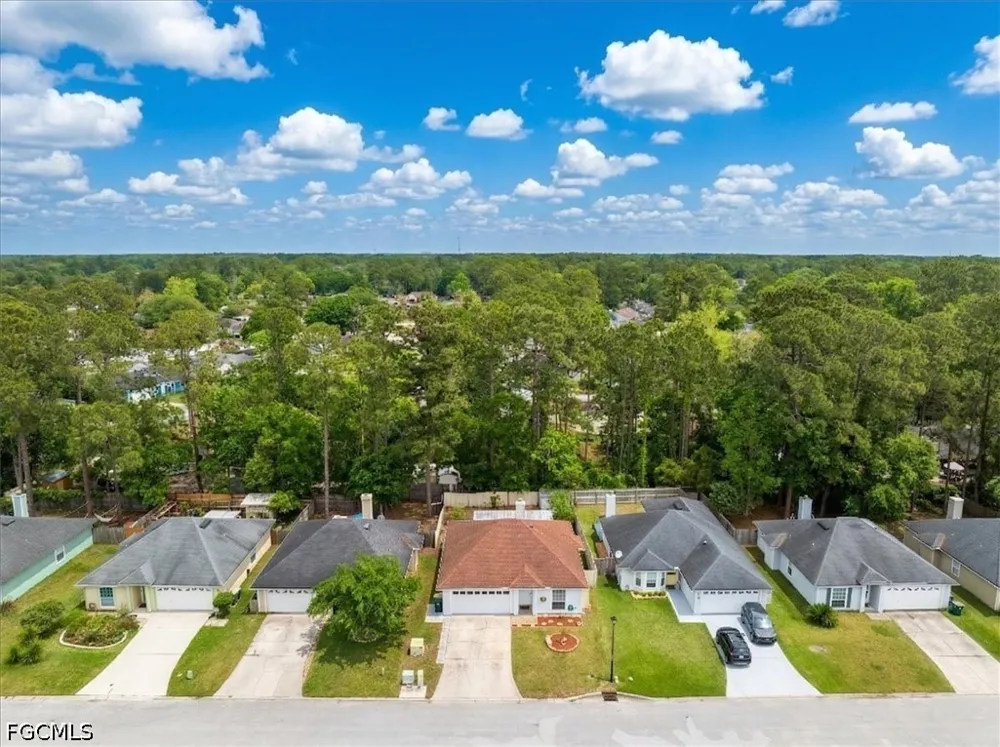 Bentley Trace Lane E Jacksonville, FL 32257