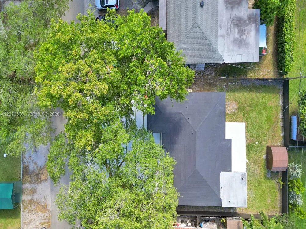 2380 NE 184th Ter North Miami Beach, FL 33160
