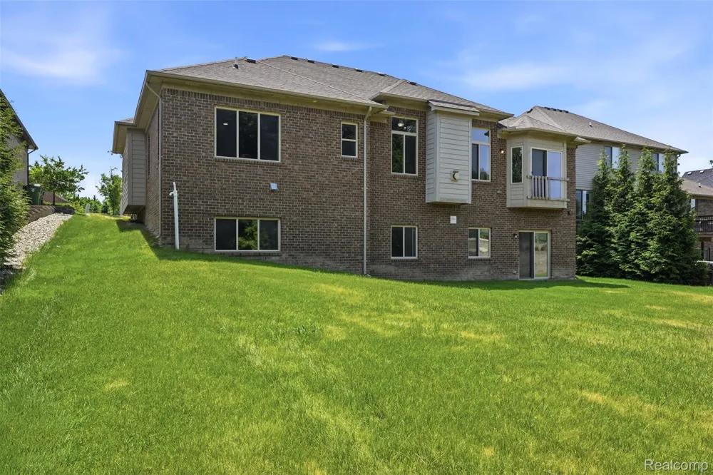 7419 Park Terrace Lane Shelby Charter Township, MI 48317