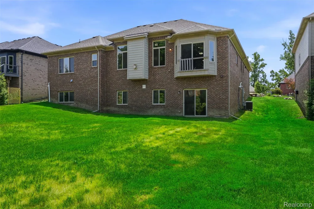 7419 Park Terrace Lane Shelby Charter Township, MI 48317