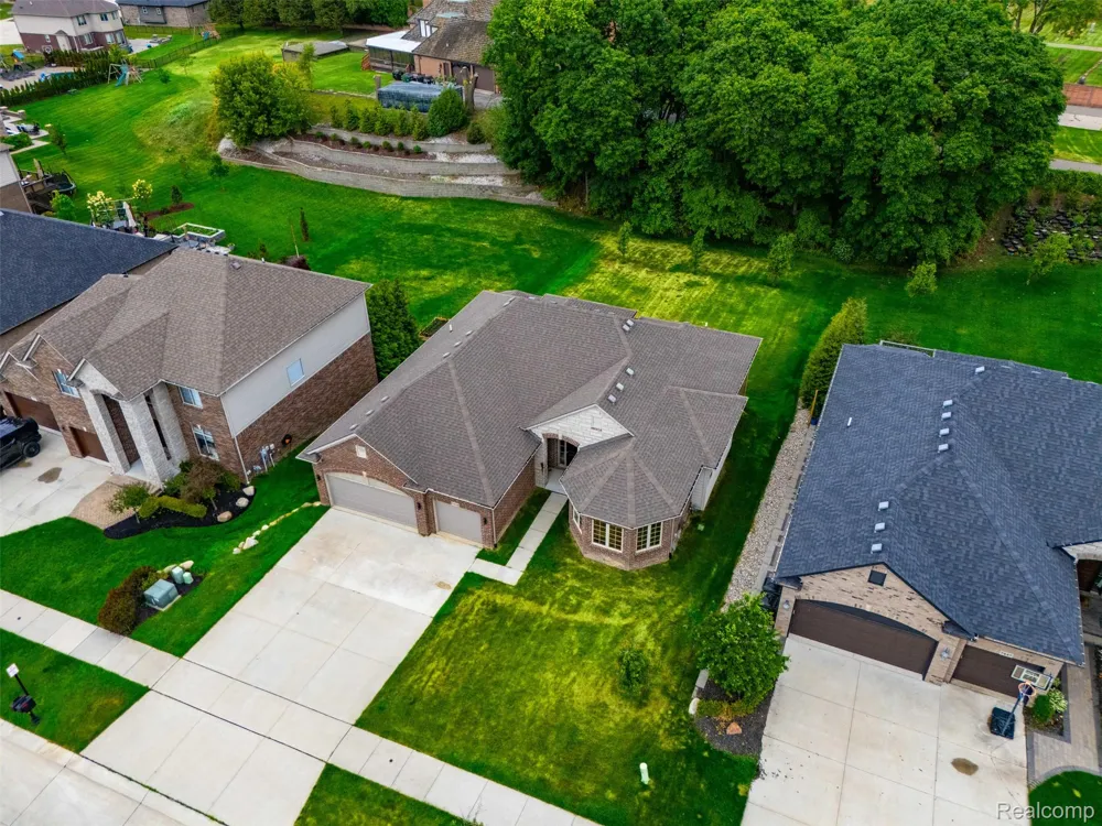 7419 Park Terrace Lane Shelby Charter Township, MI 48317