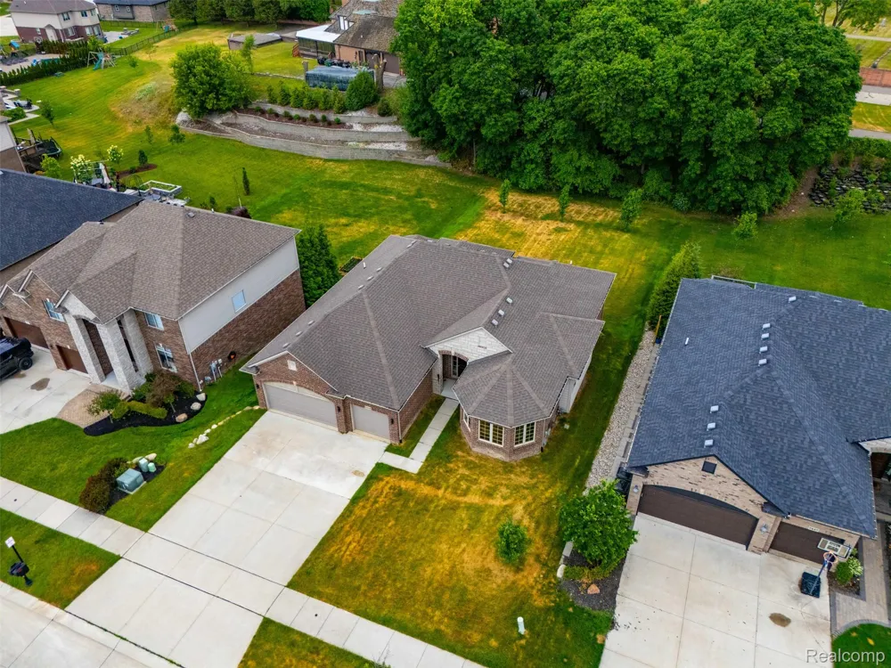 7419 Park Terrace Lane Shelby Charter Township, MI 48317