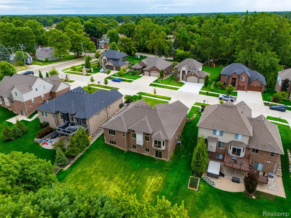 7419 Park Terrace Lane Shelby Charter Township, MI 48317
