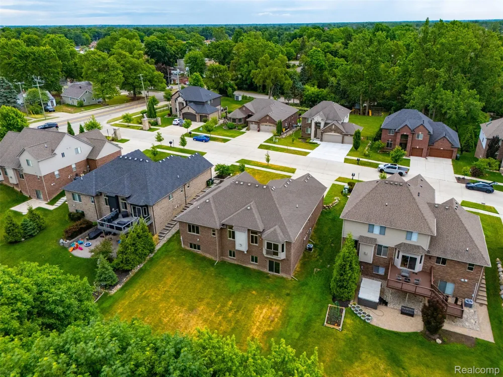 7419 Park Terrace Lane Shelby Charter Township, MI 48317