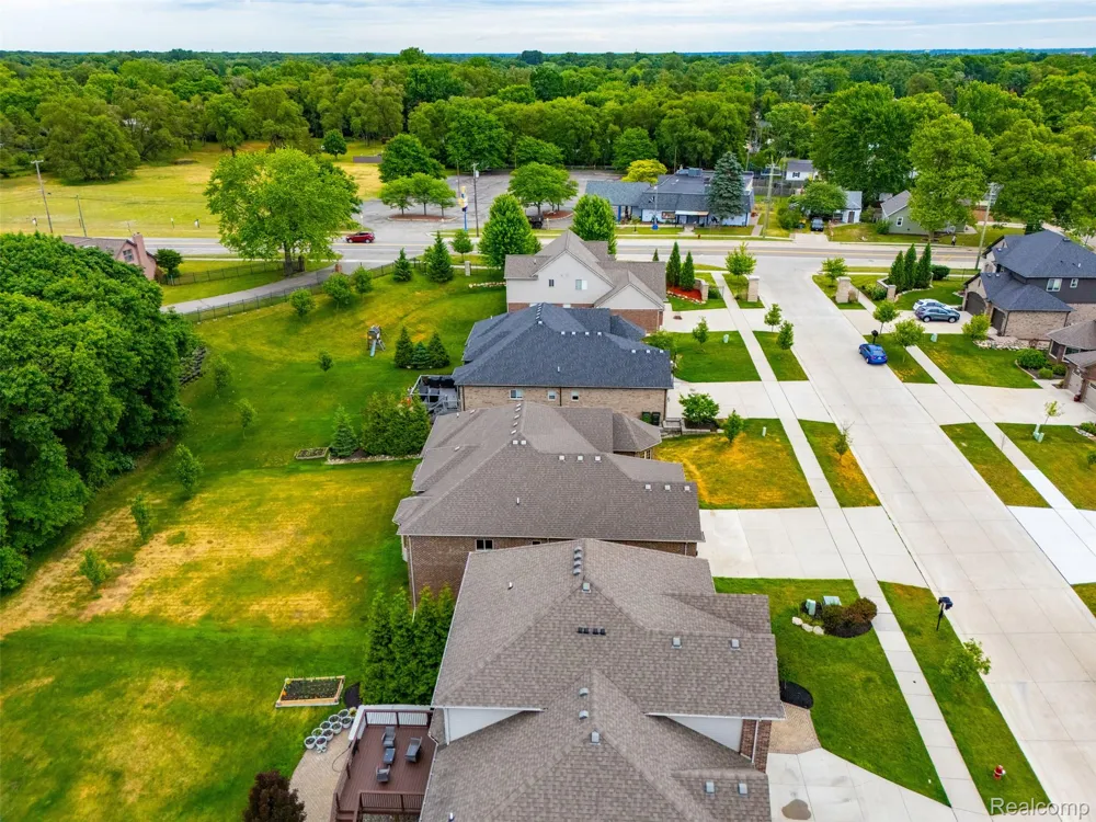 7419 Park Terrace Lane Shelby Charter Township, MI 48317