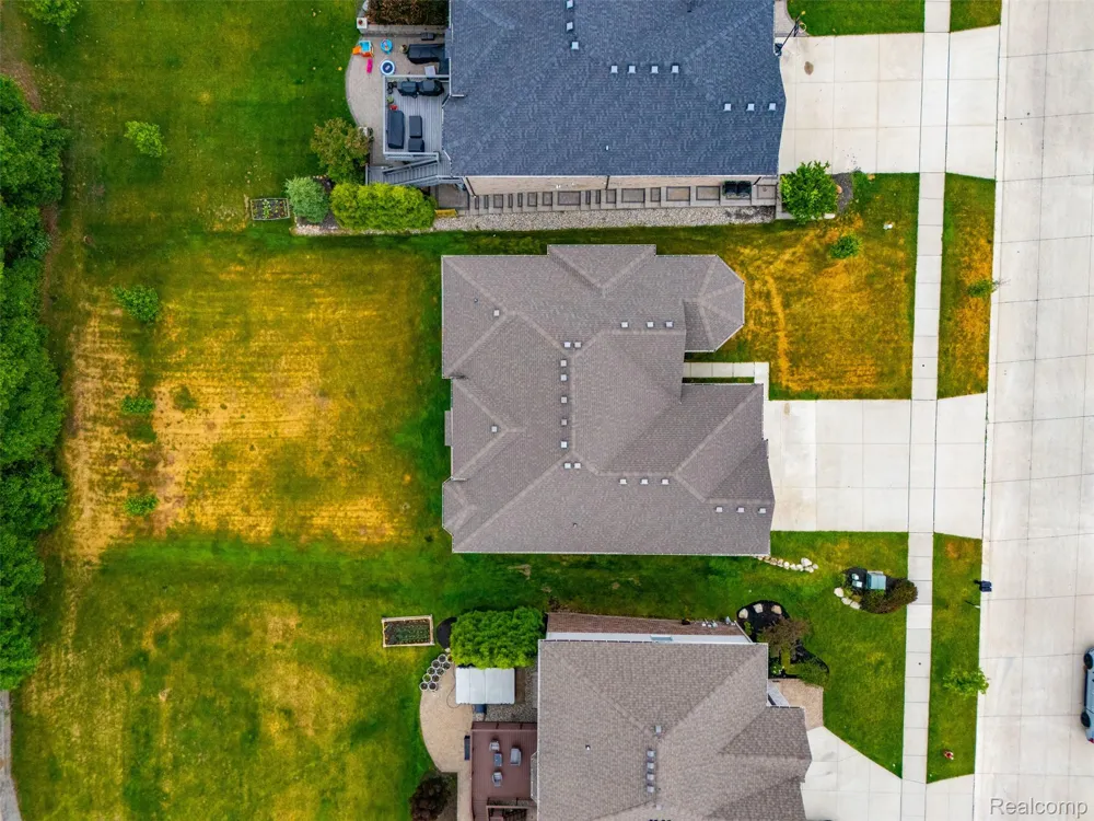7419 Park Terrace Lane Shelby Charter Township, MI 48317