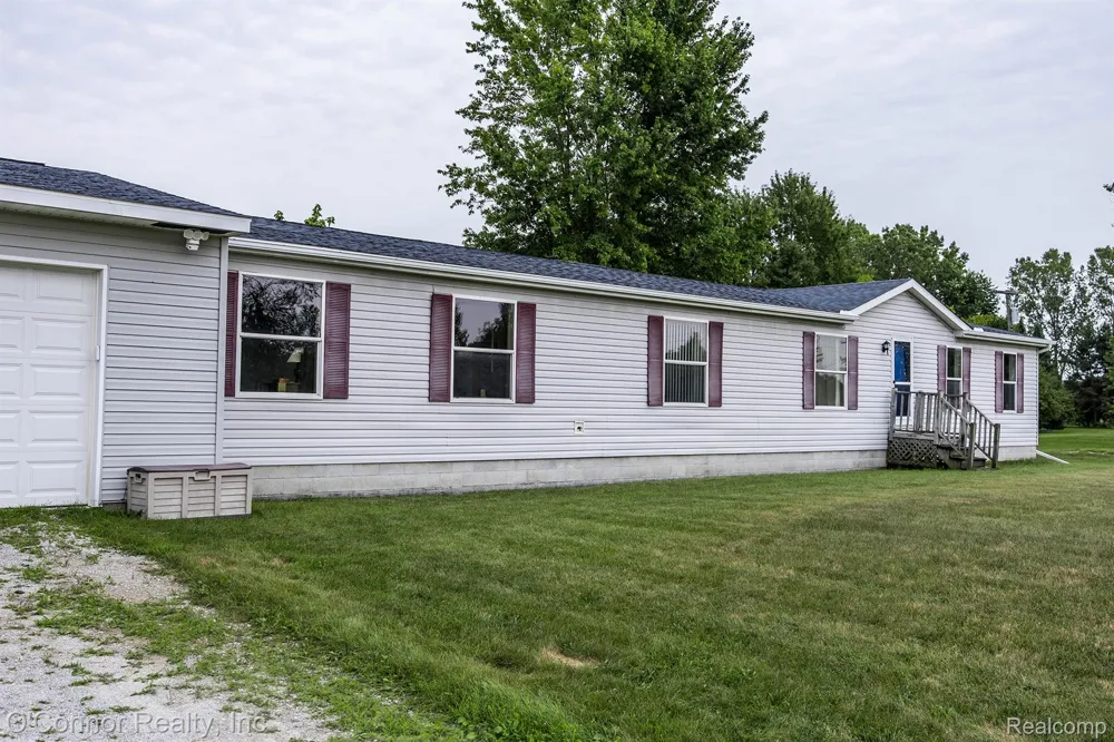 1070 Burns Road Marysville City, MI 48074