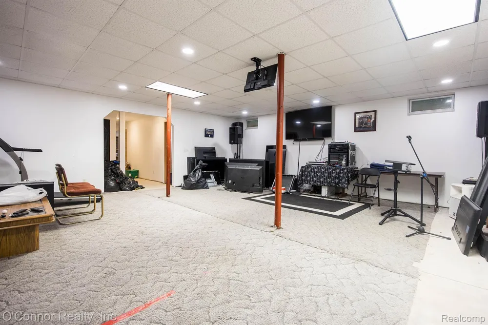 1070 Burns Road Marysville City, MI 48074