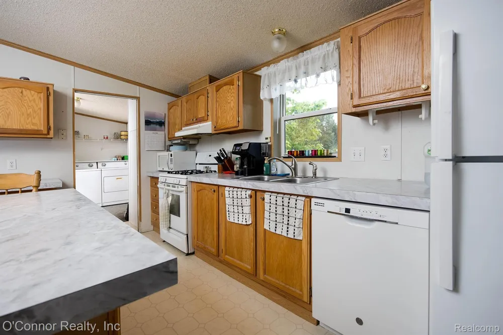 1070 Burns Road Marysville City, MI 48074