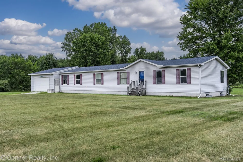 1070 Burns Road Marysville City, MI 48074