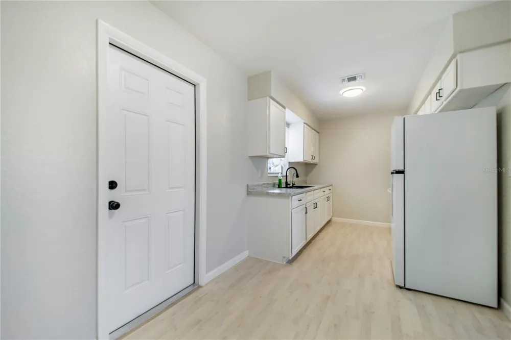2112 EMBRY AVENUE Haines City, FL 33844