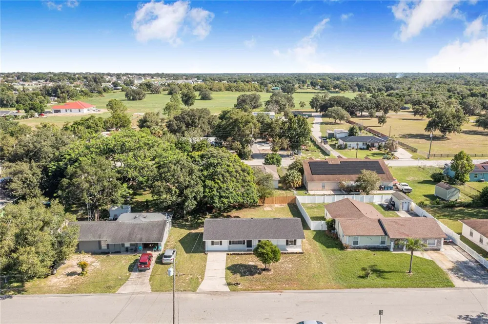 2112 EMBRY AVENUE Haines City, FL 33844