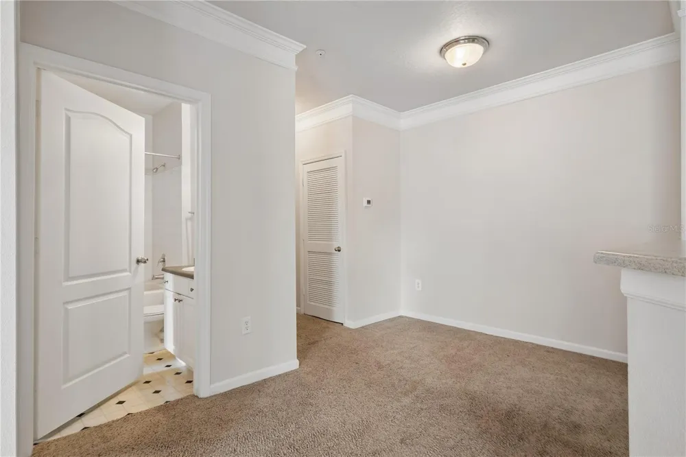 8813 VILLA VIEW CIRCLE #308 Orlando, FL 32821