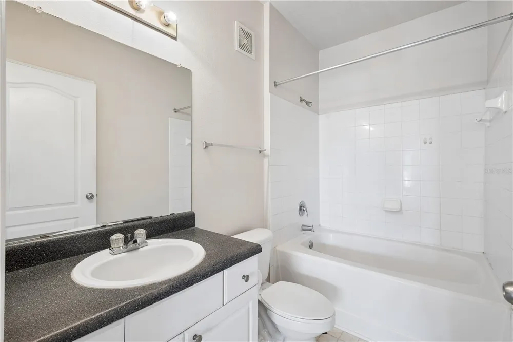 8813 VILLA VIEW CIRCLE #308 Orlando, FL 32821