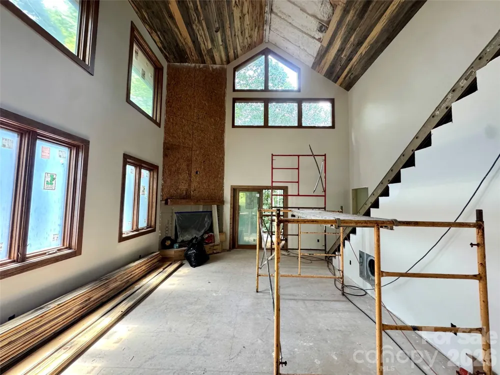 54 Hamlin Lane Mars Hill, NC 28754