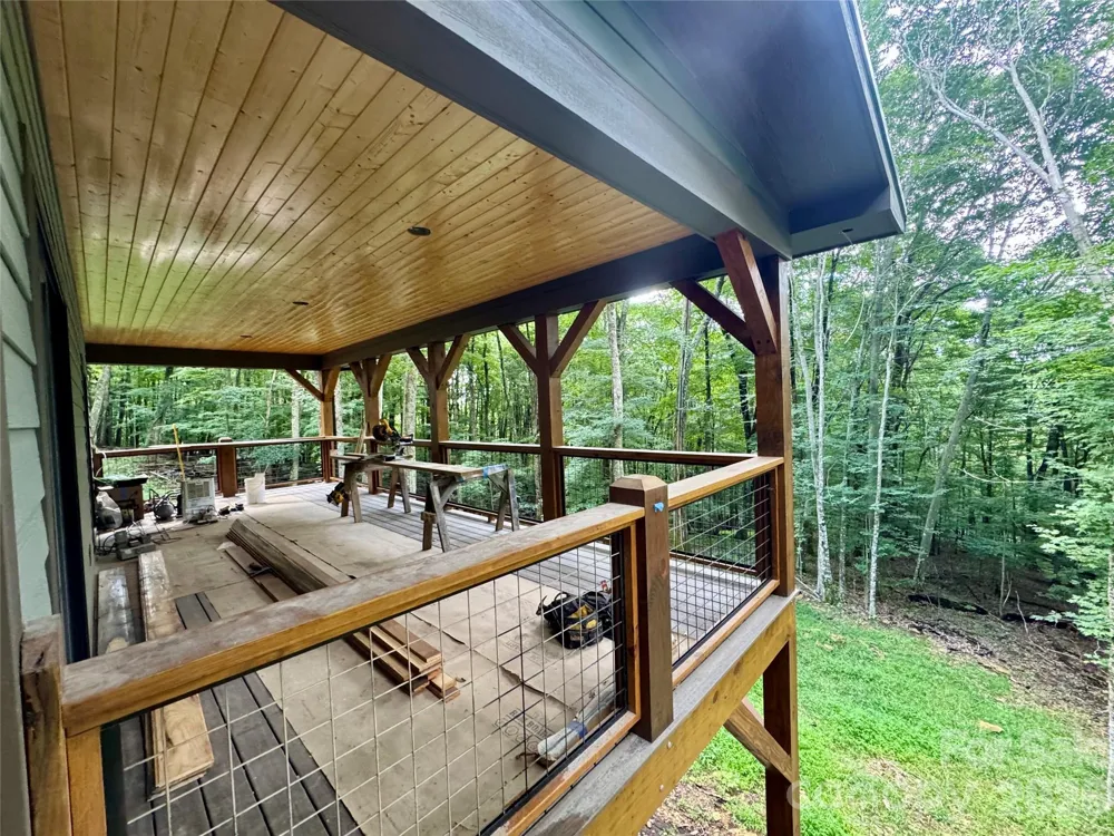 54 Hamlin Lane Mars Hill, NC 28754