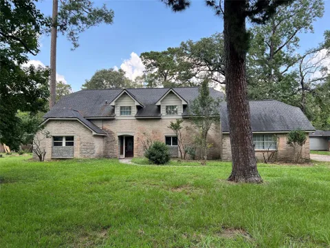 803 Glen Hollow Drive