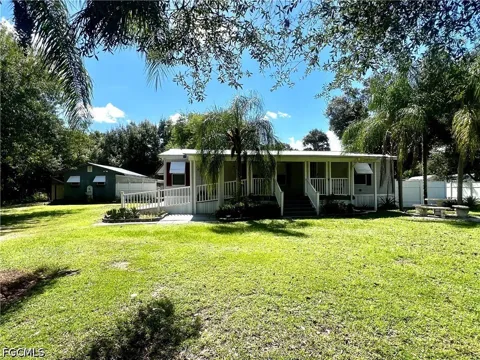 Everglade Avenue