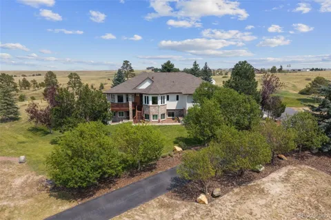 1016 Amanda Pines Drive