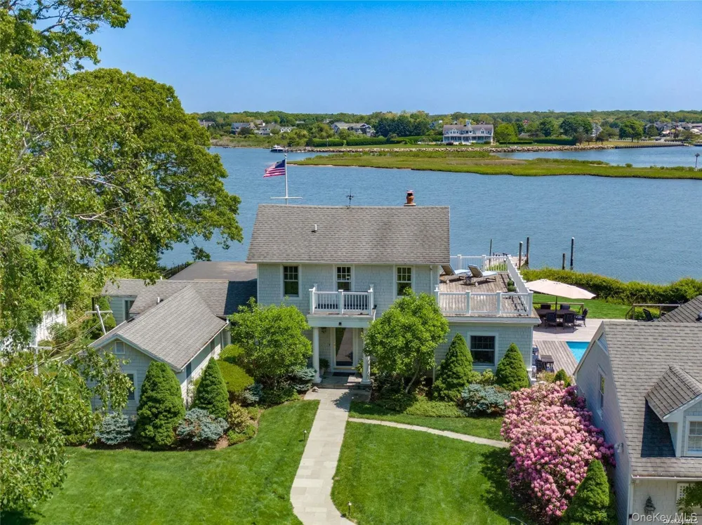 50 Inlet View Path East Moriches, NY 11940