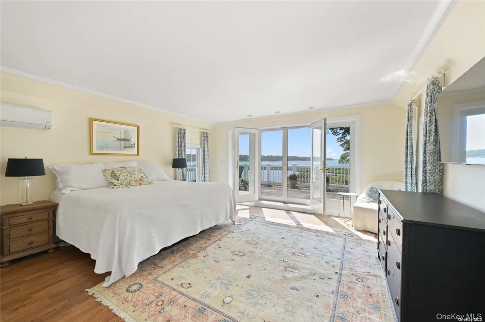 50 Inlet View Path East Moriches, NY 11940