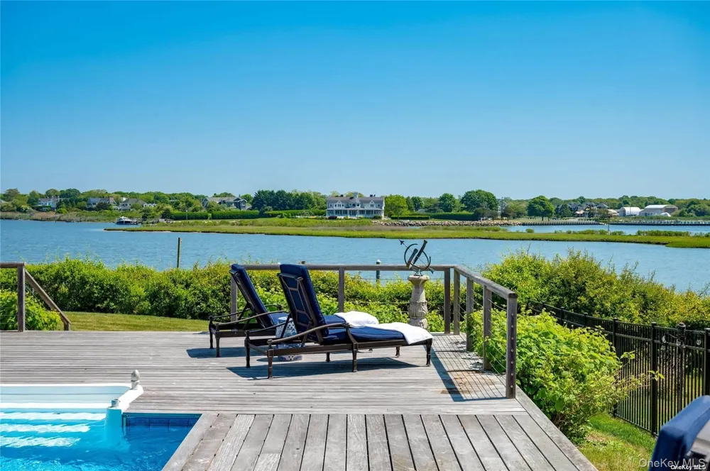 50 Inlet View Path East Moriches, NY 11940