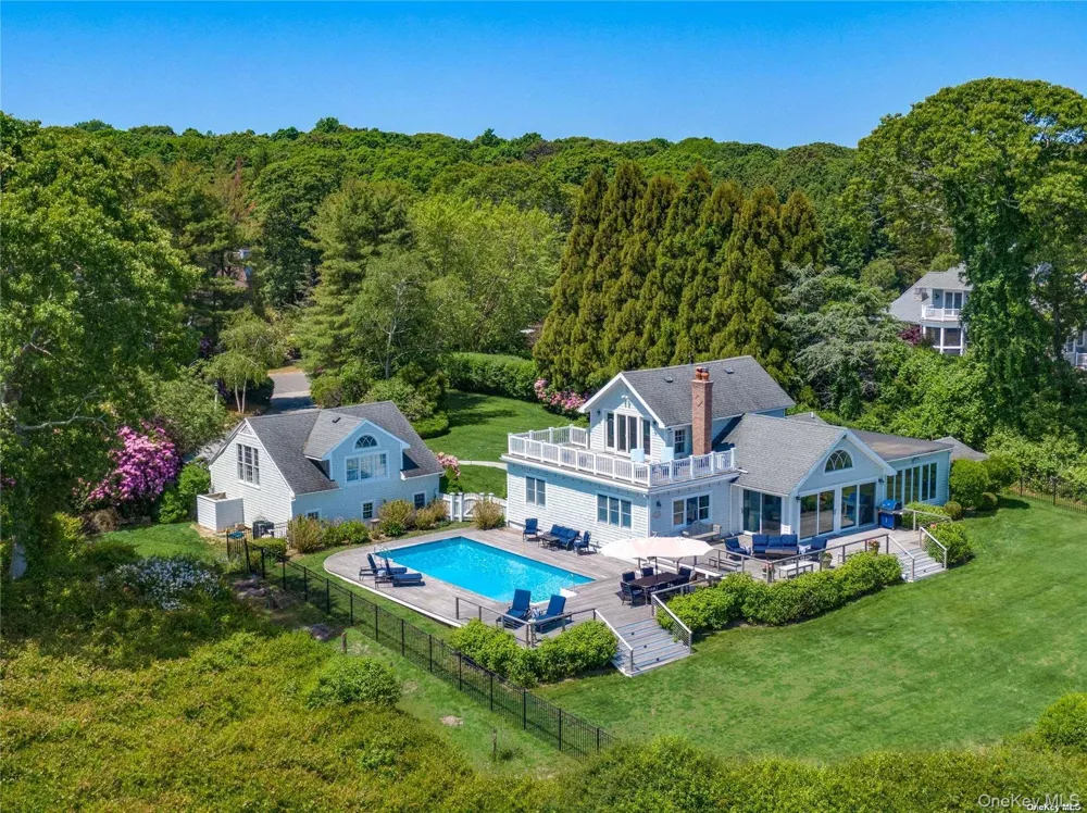 50 Inlet View Path East Moriches, NY 11940