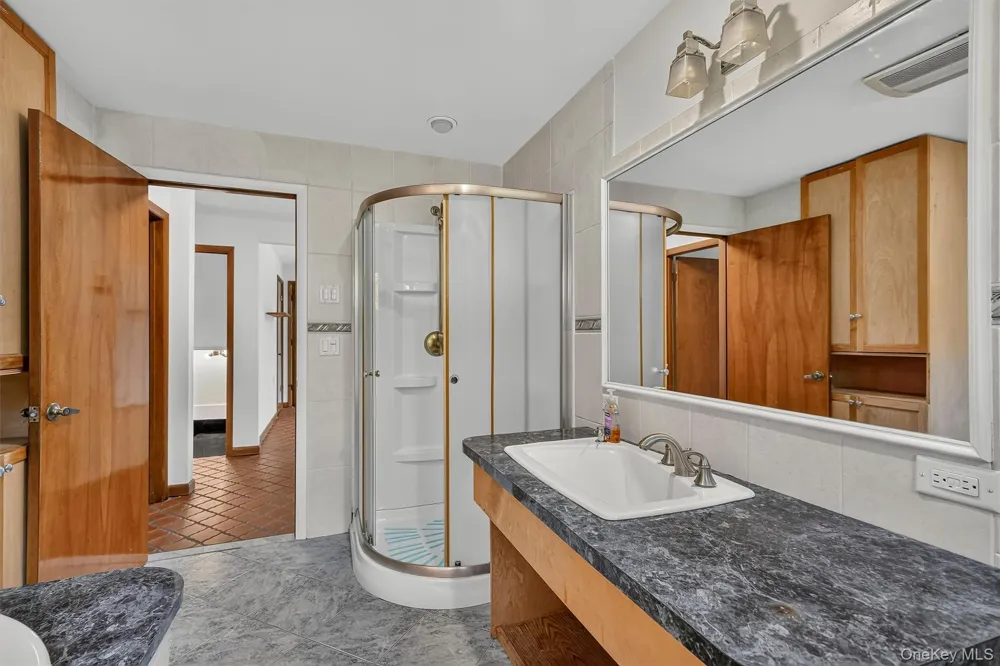 368 Old Dutch Hollow Road Greenwood Lake, NY 10925